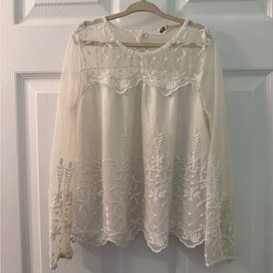 H&M Ivory Floral Lace Blouse